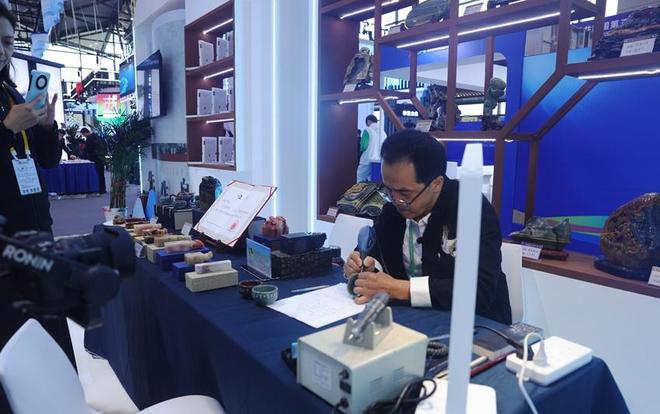 吉林特产之松花石